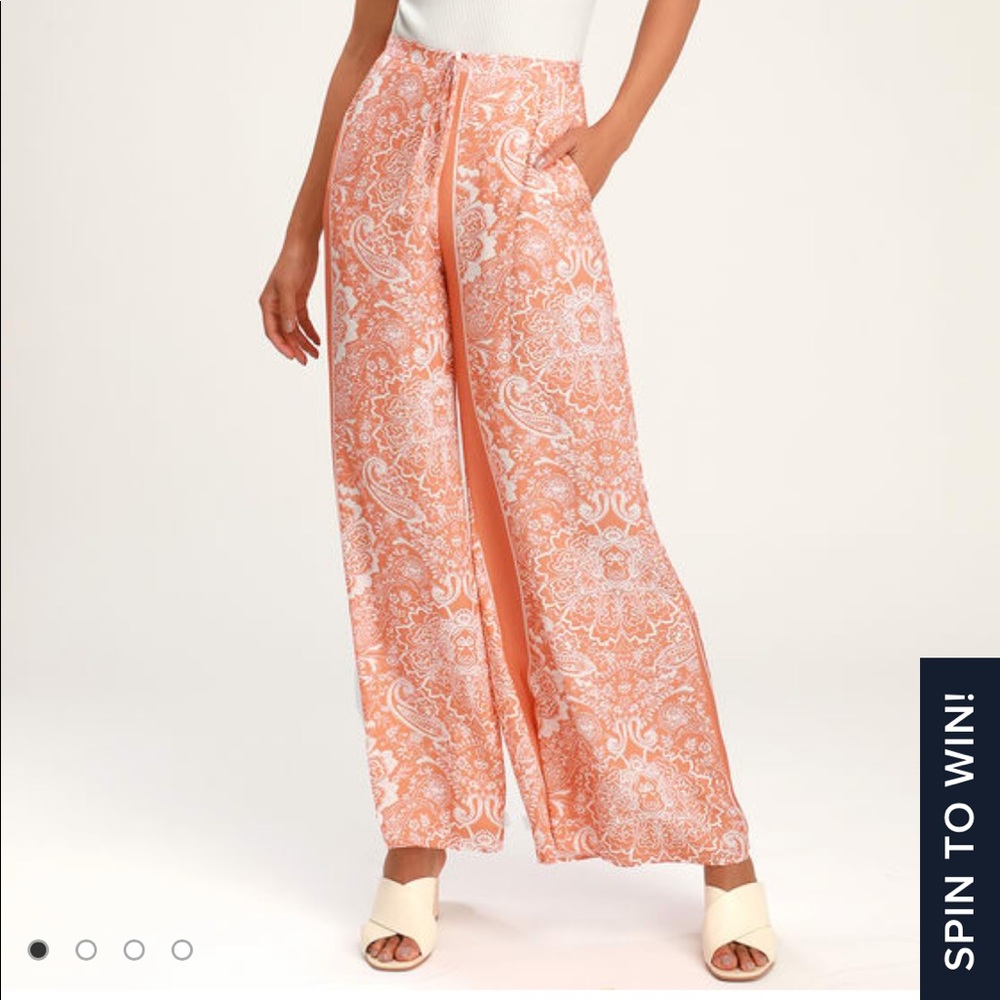 Lulu’s flowy pants size small NWT